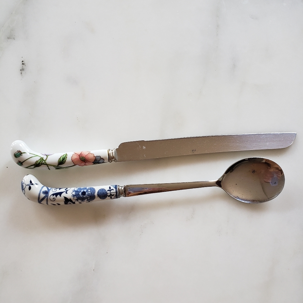 Vintage cake knife and serving spoon